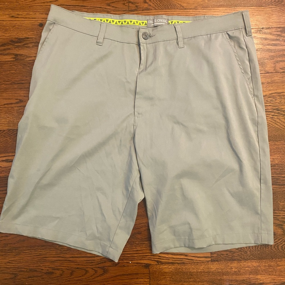 Falls Creek Mens Performance Golf Shorts Waist Size 40